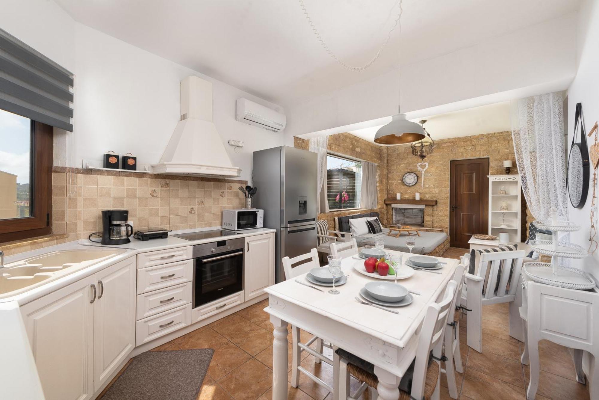 Evi'S Afandou Suite Buitenkant foto